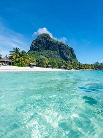 Dubai & Mauritius for families: city lights to tropical delights