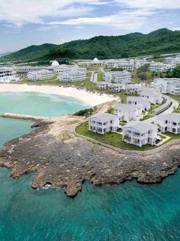 Grand Palladium Lady Hamilton Resort & Spa