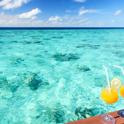 Laid‑back lunches & sunset cocktails