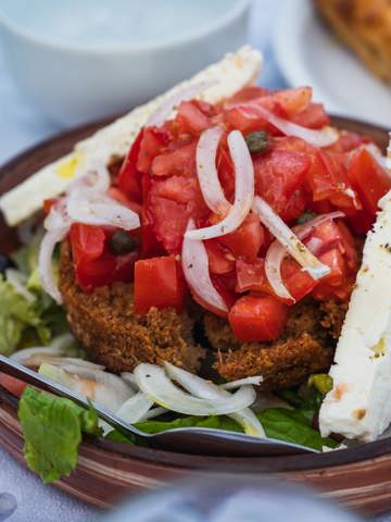 Rustic Cretan flavours