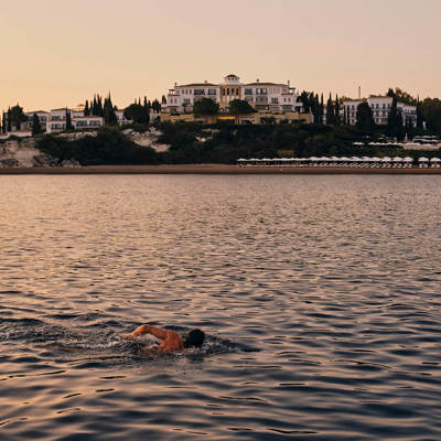 Anassa Hotel, Polis